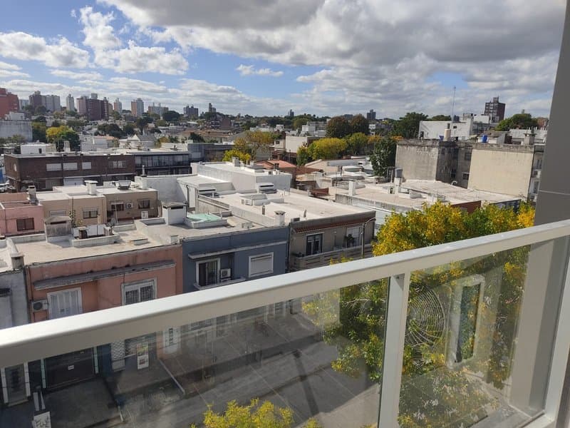 Venta apartamento 1 dormitorio tipo Penthouse garaje y terraza Parque Batlle Ombú Plaza 403