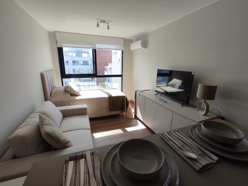 Venta Apartamento monoambiente Pocitos en lo mejor de Avenida Ponce